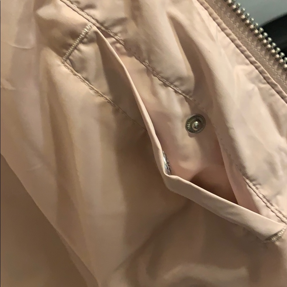 Women’s Express Puffer Jacket - Picture 4 of 8